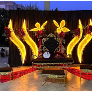 Asansörlü Işıklı Kelebek – Sahne ve Organizasyon Işık Gösteri Dekoru | Organizasyon Center