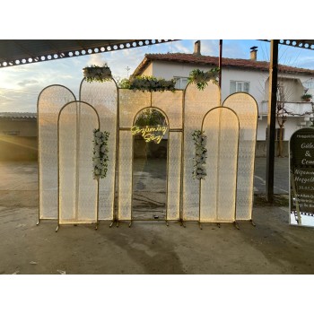 Mihribar Kapısı Işıklı Arka Fon – Işıltılı ve Gösterişli Dekor Kapısı | Organizasyon Center